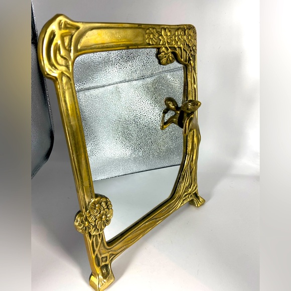 Art Nouveau Vintage Mirror Solid Brass 3 D Lady in beautiful Table mirror. - Picture 3 of 4